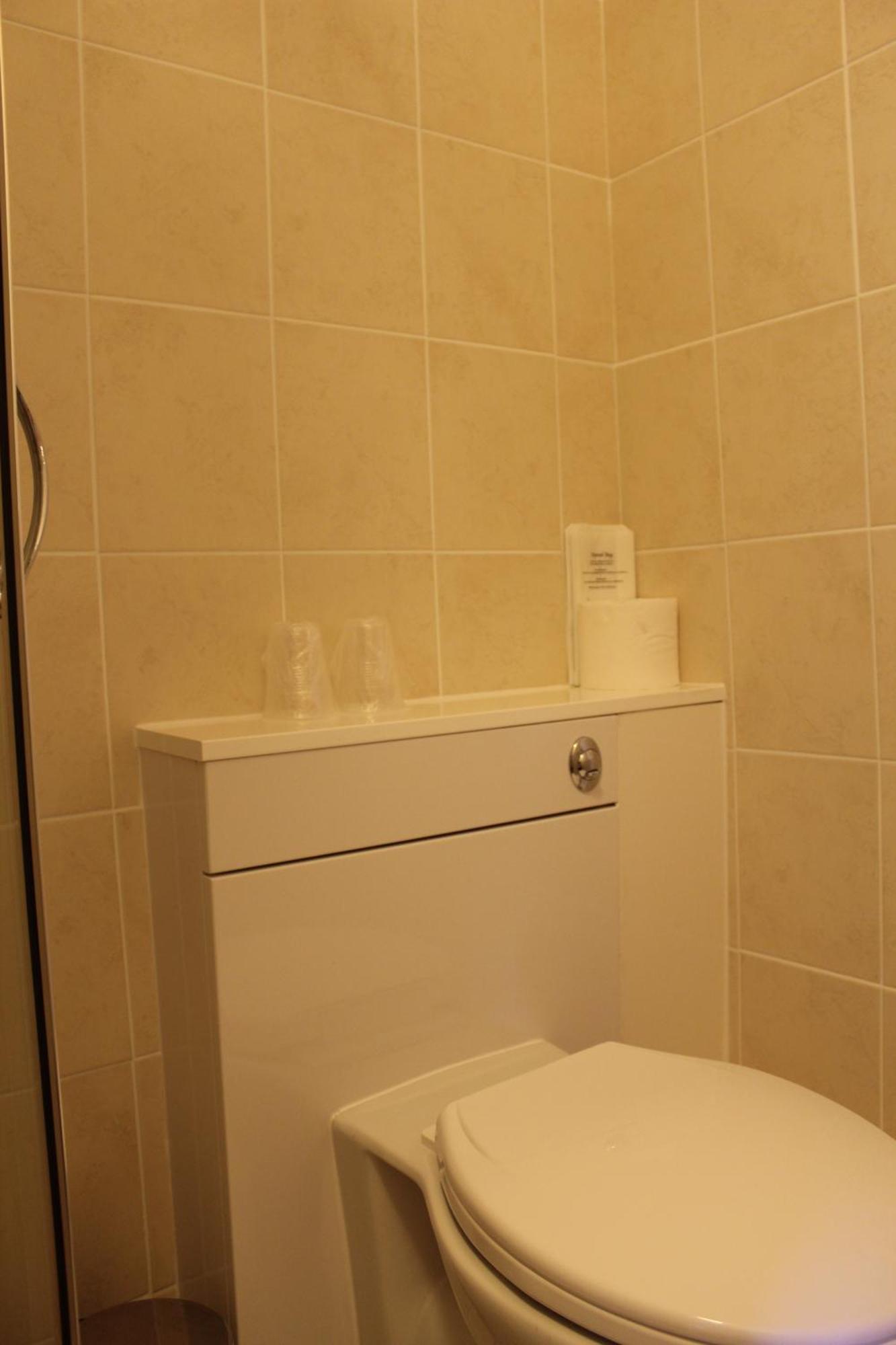The Bay House Lake View Guest House - Adults Only Боунесс-он-Віндермір Номер фото